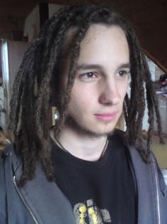 Dreadart. de - Erstellung Reparatur und Pflege von Dreadlocks - Dreads Rastas
