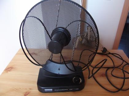 Terrestrischer Digitaler Receiver Skyplus 9200T mit Fernbedienung Bedienungs