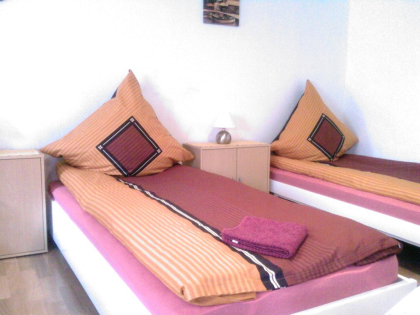 Monteurunterkunft ab 10 Euro Tel. 0151 15662588 Raum Hanau Frankfurt Wiesbade